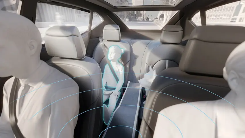 Ilustración del interior de un automóvil con un niño en el asiento trasero detectado por un sistema de seguridad